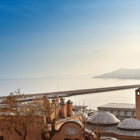 Golden Sea View - Old Town Lägenhet Kavala Exteriör bild